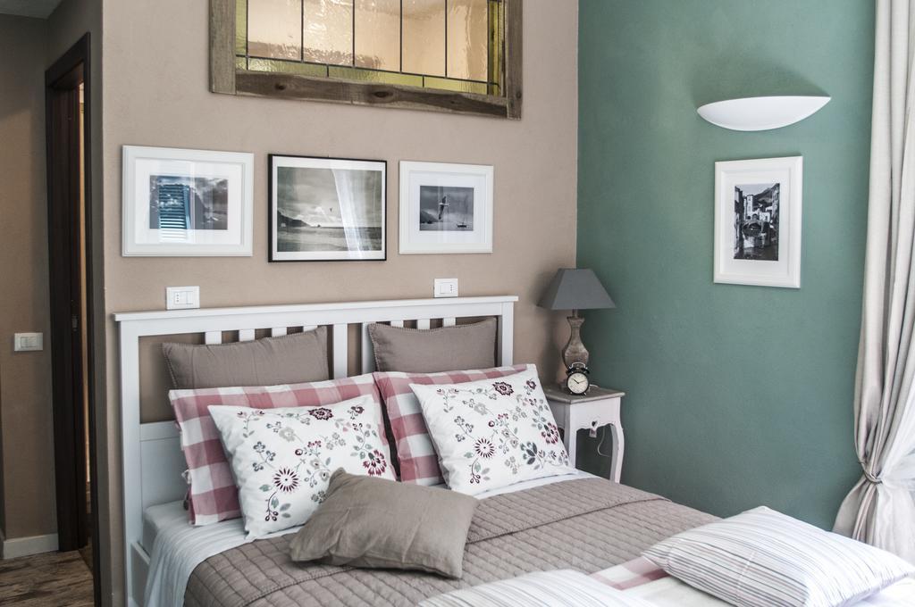 Zia Letizia Bed And Wine Hotell Monterosso al Mare Rum bild